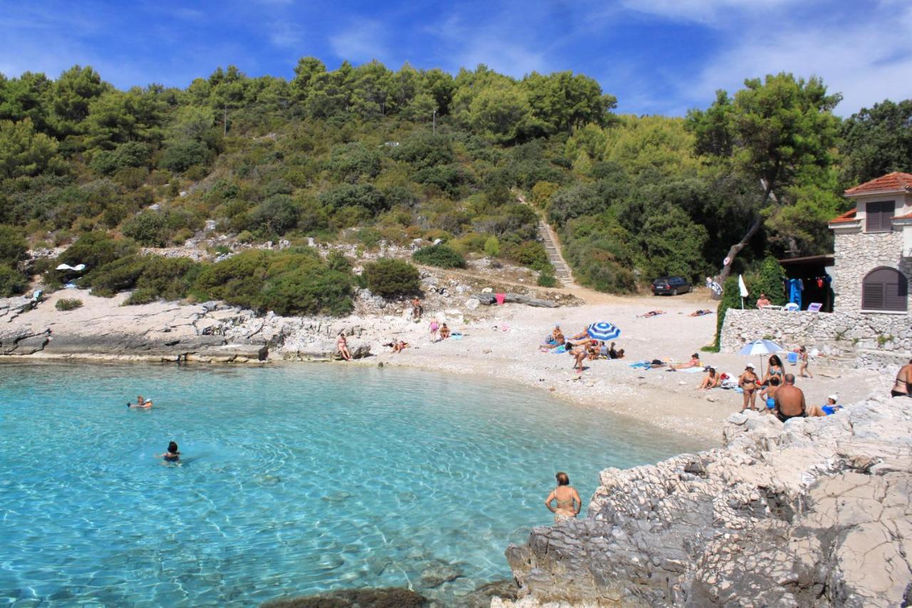 Apartments With A Parking Space Zavalatica, Korcula - 4453 ภายนอก รูปภาพ