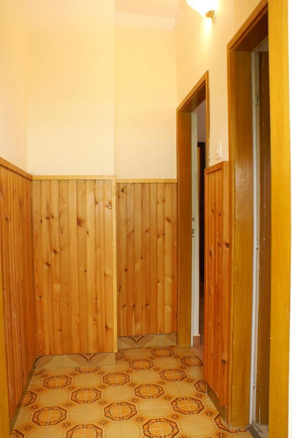 Apartments With A Parking Space Zavalatica, Korcula - 4453 ภายนอก รูปภาพ